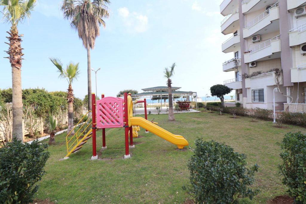 Mersin Erdemli Limonlu Denize Sıfır Satılık 2+1 Eşyalı Daire