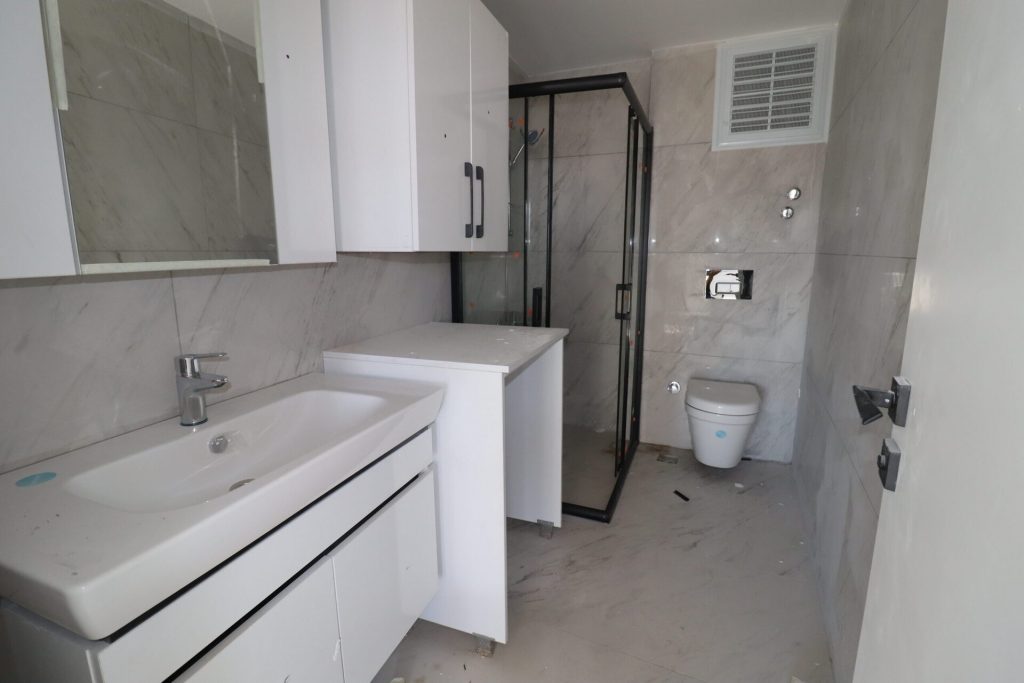 Mersin Erdemli Merkez 2+1 Satılık Sıfır Geniş Daire