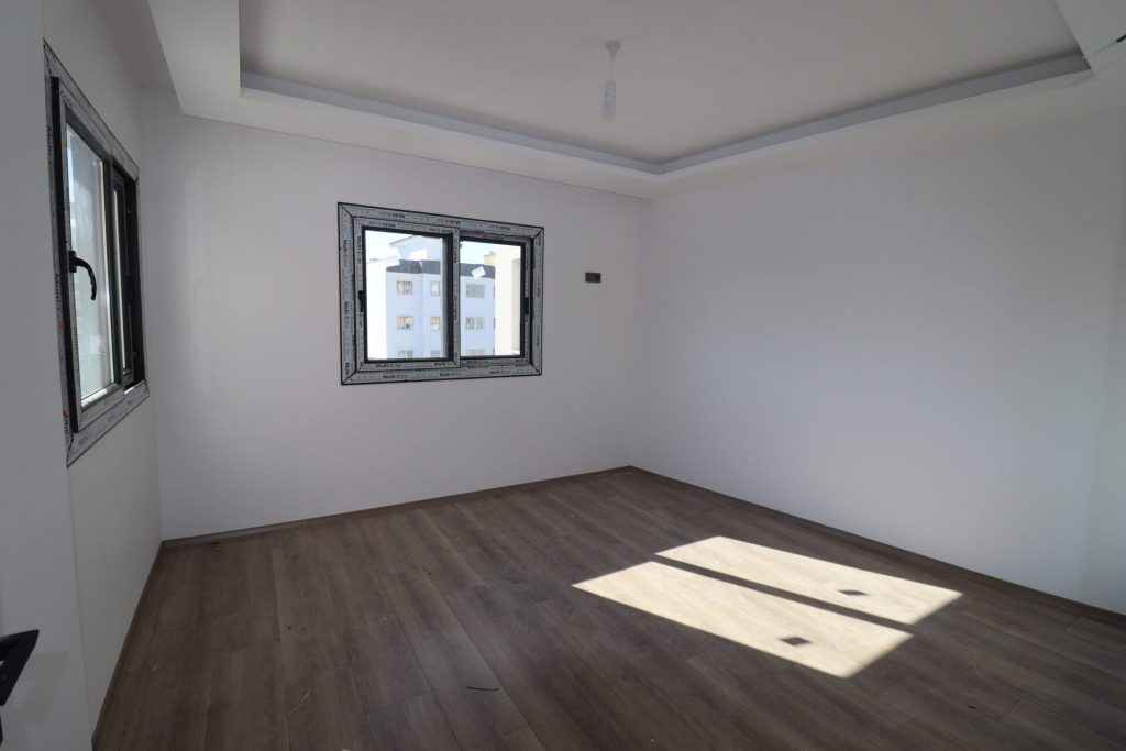 Mersin Erdemli Merkez 2+1 Satılık Sıfır Geniş Daire