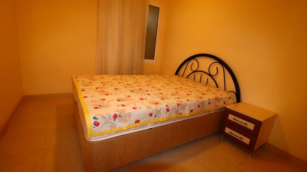 Mersin Erdemli Kocahasanlı  Akarsu Sitesi Denize Sıfır Eşyalı Satılık 3+1 Daire
