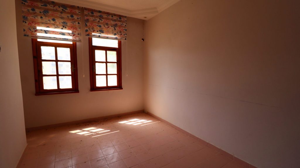 Mersin Erdemli Ayaş Villa Akpınar Satılık 4+1 Tripleks Villa