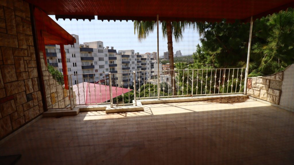 Mersin Erdemli Ayaş Villa Akpınar Satılık 4+1 Tripleks Villa