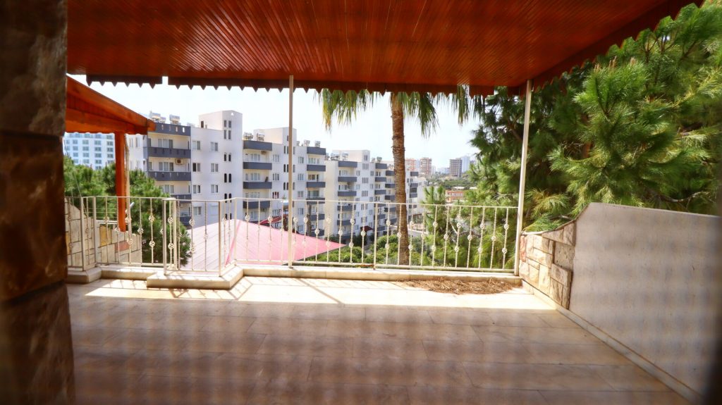 Mersin Erdemli Ayaş Villa Akpınar Satılık 4+1 Tripleks Villa