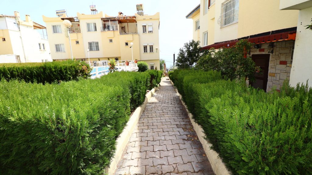 Mersin Erdemli Ayaş Villa Akpınar Satılık 4+1 Tripleks Villa