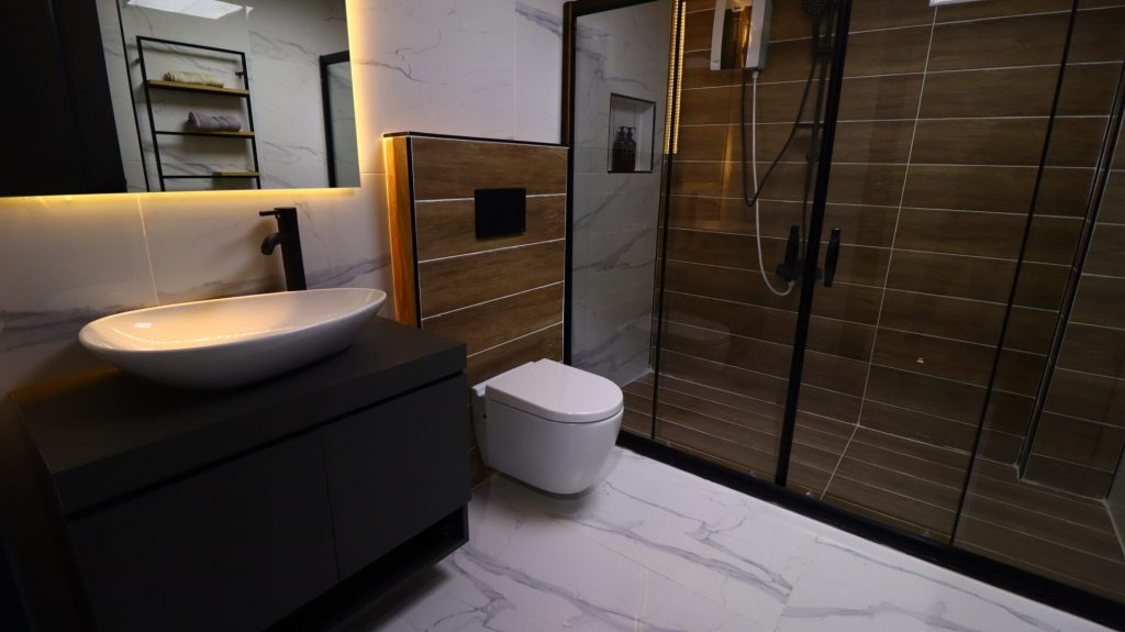 Mersin Erdemli Tömük Sembol Sitesi Eşyalı Satılık 2+1 Lüks Daire