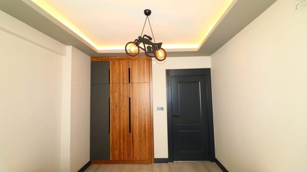 Mersin Erdemli Tömük Sembol Sitesi Eşyalı Satılık 2+1 Lüks Daire