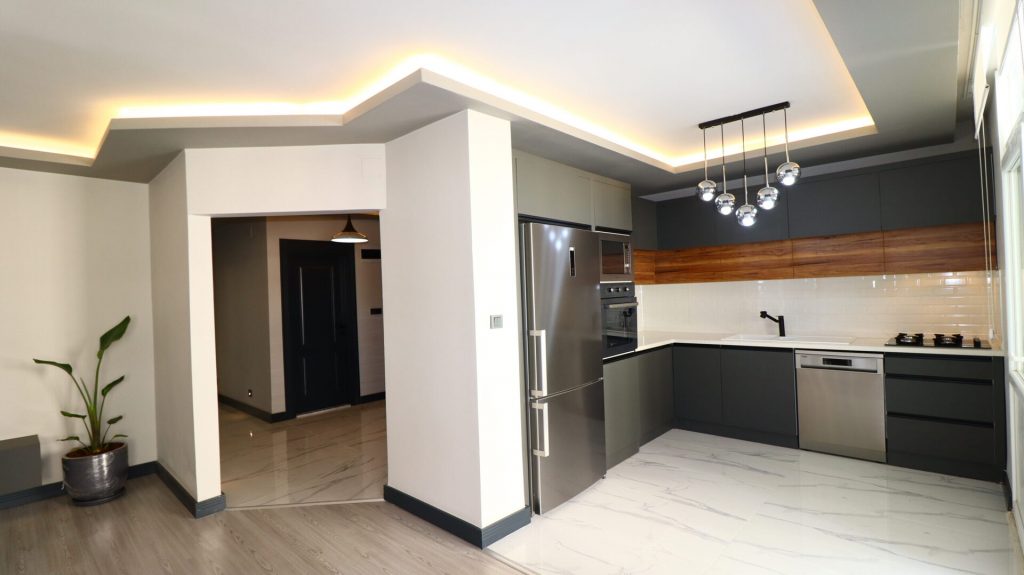Mersin Erdemli Tömük Sembol Sitesi Eşyalı Satılık 2+1 Lüks Daire