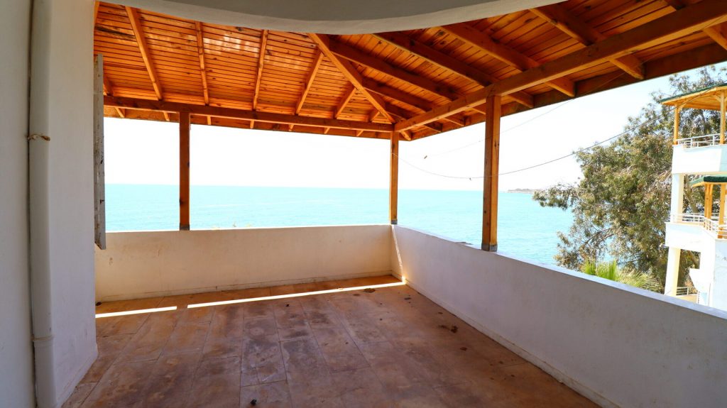 Mersin Erdemli Ayaş 5+1 Denize Sıfır Fourlex Villa
