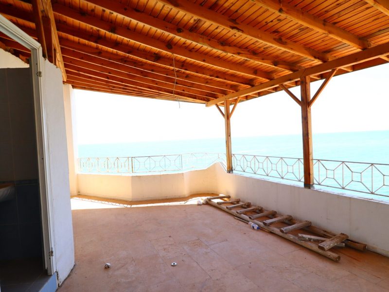 Mersin Erdemli Ayaş 5+1 Denize Sıfır Fourlex Villa