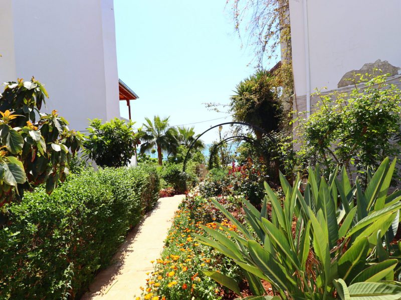 Mersin Erdemli Ayaş 5+1 Denize Sıfır Fourlex Villa