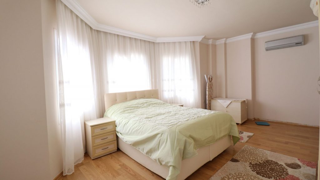 Mersin Erdemli Alacaören Villaları 6+1 Satılık Bağımsız Lüks Villa