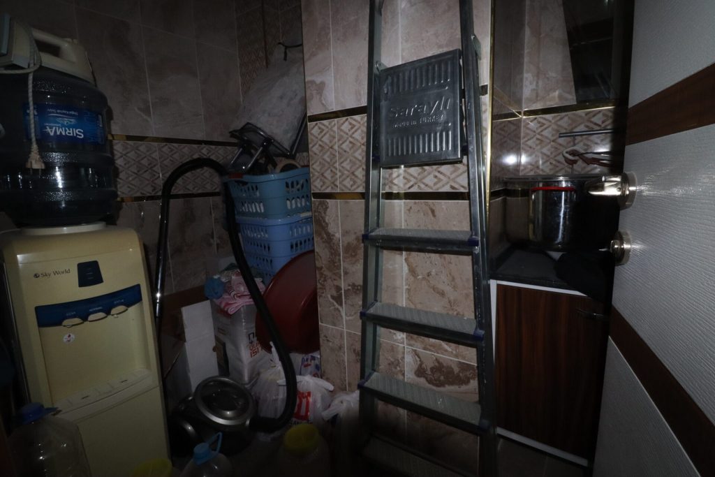 Mersin Erdemli Arpaçbahşiş Gümüştur 1 Sitesi Eşyalı Satılık 3+1 Lüks Daire