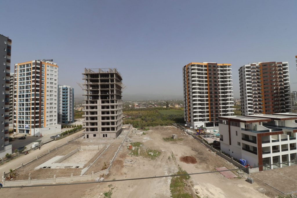 Mersin Erdemli Arpaçbahşiş Gümüştur 1 Sitesi Eşyalı Satılık 3+1 Lüks Daire