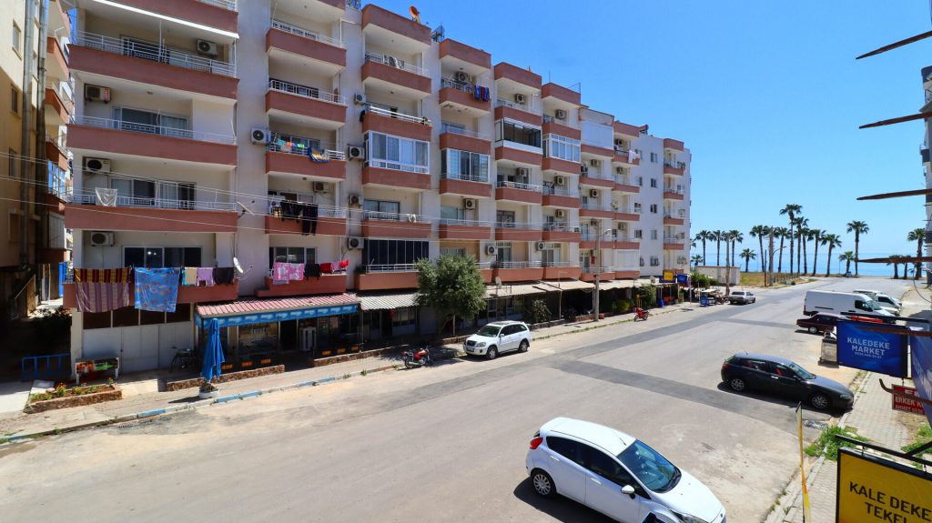 Mersin Erdemli Kocahasanlı Sahile 50 Metre Mesafede Satılık 1+1 Kelepir Daire