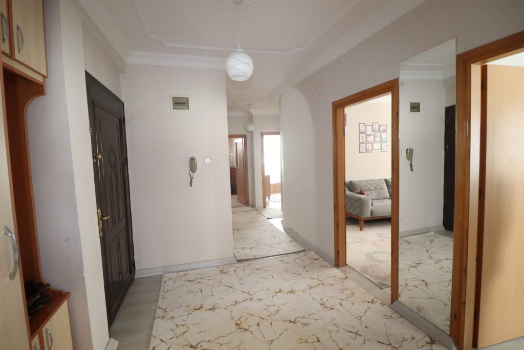Mersin Erdemli Merkez Olimpiyat Sitesi 3+1 Satılık Masrafsız Daire