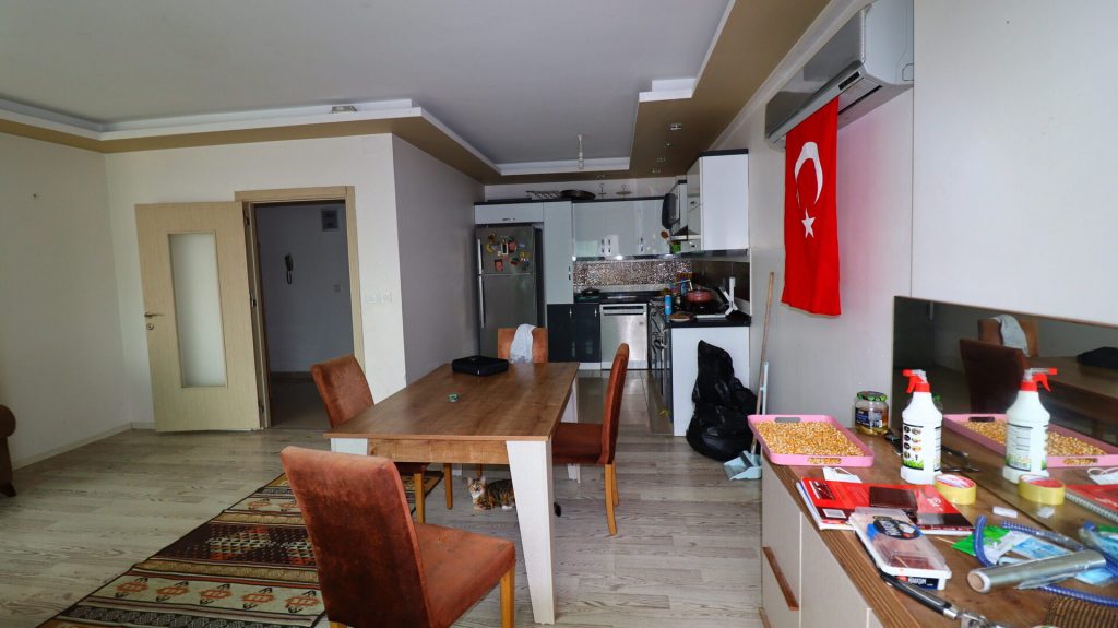 Mersin Erdemli Tömük Assa Sitesi Eşyalı Acil Satılık 2+1 Bakımlı Daire