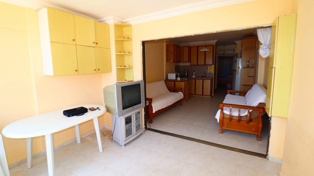 Mersin Erdemli Tömük Gondol 2 Sitesi 1+1 Satılık Bakımlı Daire