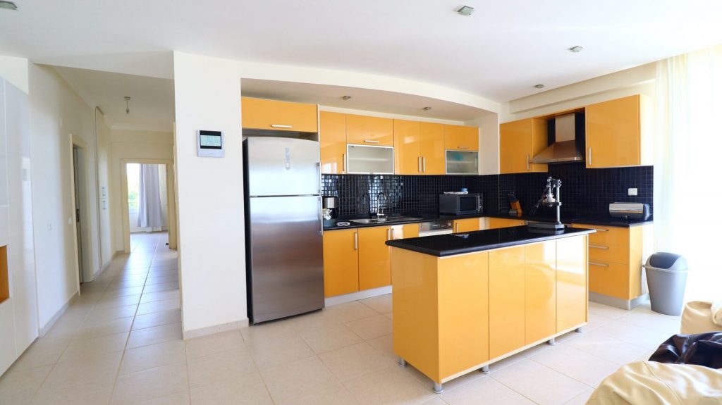 Mersin Erdemli Kargıpınarı Queenaba Sitesi Denize Sıfır Satılık Kafa Daire