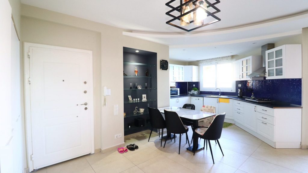 Mersin Erdemli Ayaş Denize Sıfır Elissa Sitesi Satılık Yazlık Daire