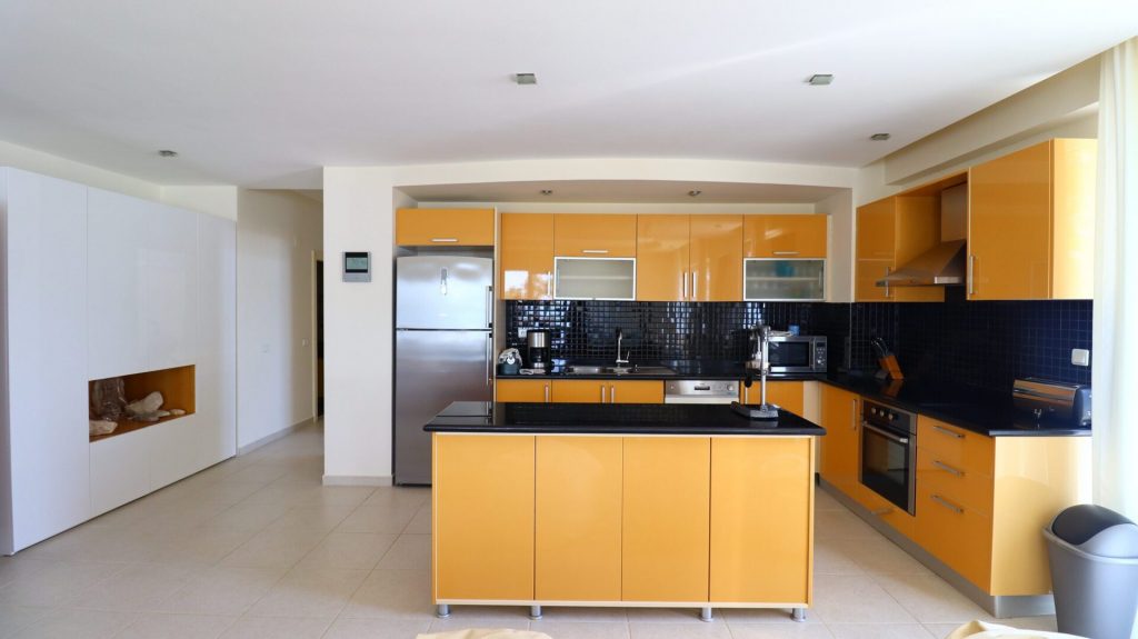 Mersin Erdemli Kargıpınarı Queenaba Sitesi Denize Sıfır Satılık Kafa Daire