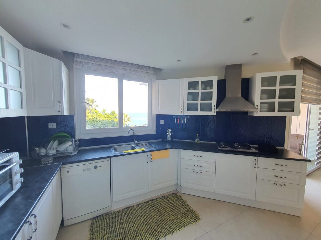 Mersin Erdemli Ayaş Denize Sıfır Elissa Sitesi Satılık Yazlık Daire