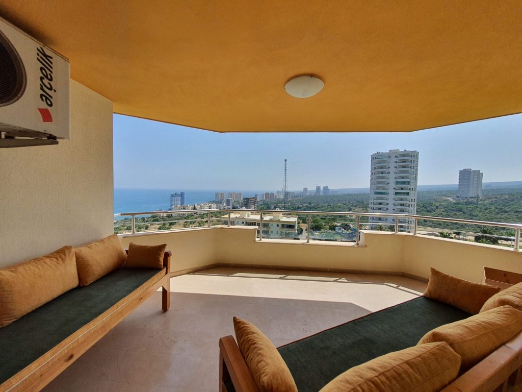 Mersin Erdemli Ayaş Larissa Sitesi Eşyalı Satılık Deniz Manzaralı  3+1 Daire