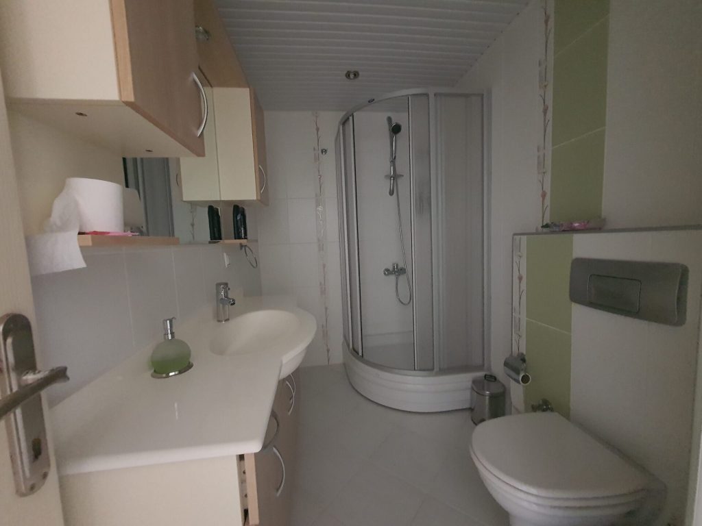 Mersin Erdemli Ayaş Larissa Sitesi Eşyalı Satılık Deniz Manzaralı  3+1 Daire