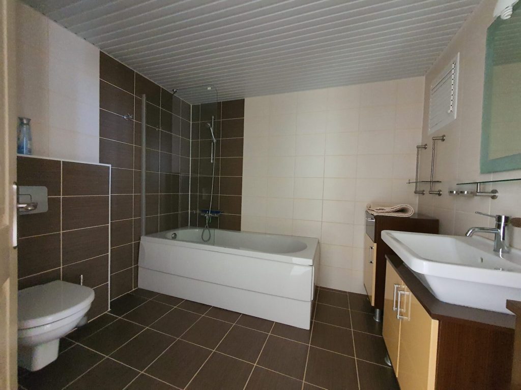 Mersin Erdemli Kargıpınarı Queenaba Sitesi Denize Sıfır Satılık Kafa Daire