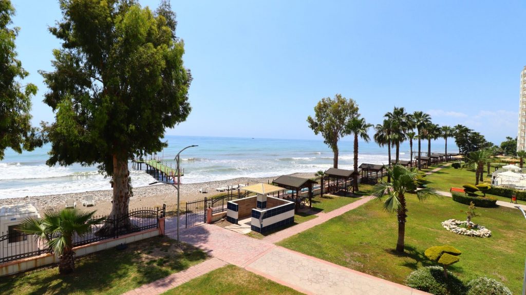 Mersin Erdemli Kargıpınarı Queenaba Sitesi Denize Sıfır Satılık Kafa Daire