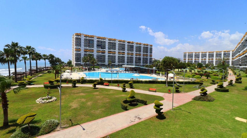 Mersin Erdemli Kargıpınarı Queenaba Sitesi Denize Sıfır Satılık Kafa Daire
