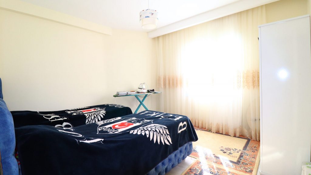 Erdemli Akdeniz Mahallesi Satılık Deniz Manzaralı 3+1 Daire 