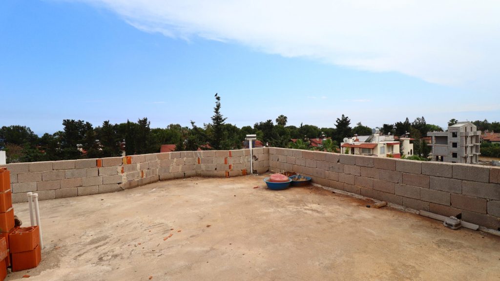 Mersin Erdemli Kargıpınarı  Satılık 5+1 Triplex Villa