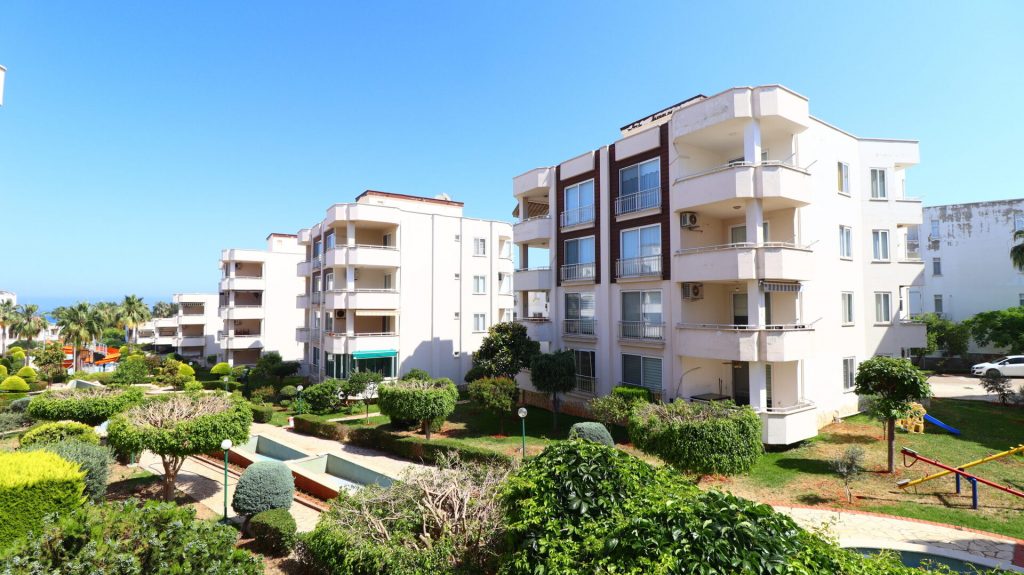 Mersin Erdemli Kumkuyu Altınportakal Sitesi Satılık 3+1 Bakımlı Daire