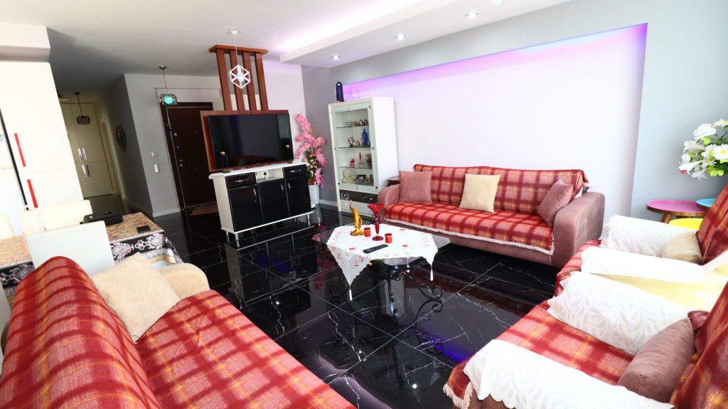 Mersin Erdemli Kumkuyu Altınportakal Sitesi Satılık 3+1 Bakımlı Daire
