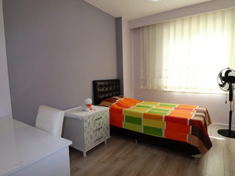 Mersin Erdemli Kumkuyu Altınportakal Sitesi Satılık 3+1 Bakımlı Daire