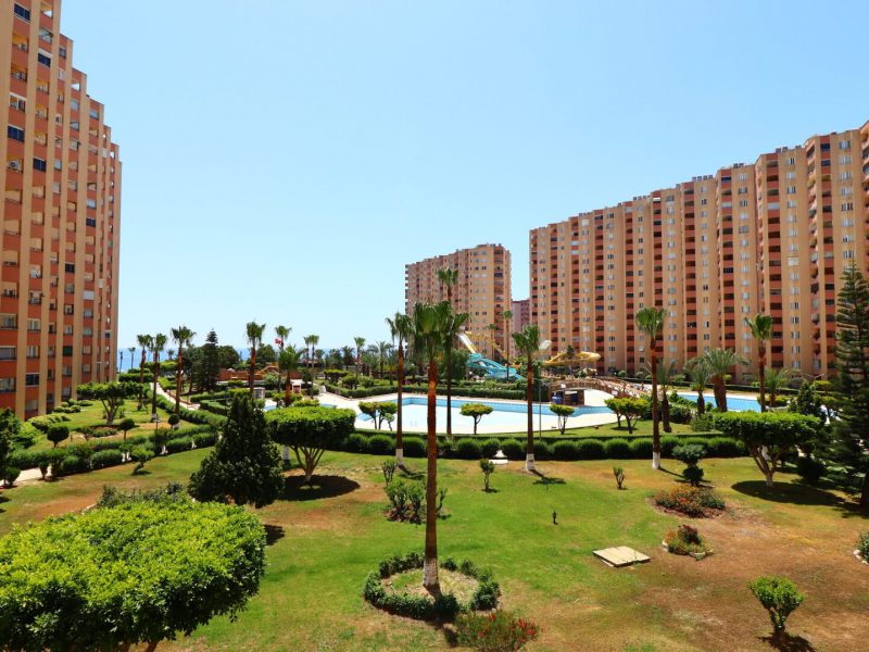 Mersin Erdemli Çeşmeli Liparis 3 Sitesi Satılık 2.5 +1 Eşyalı Daire