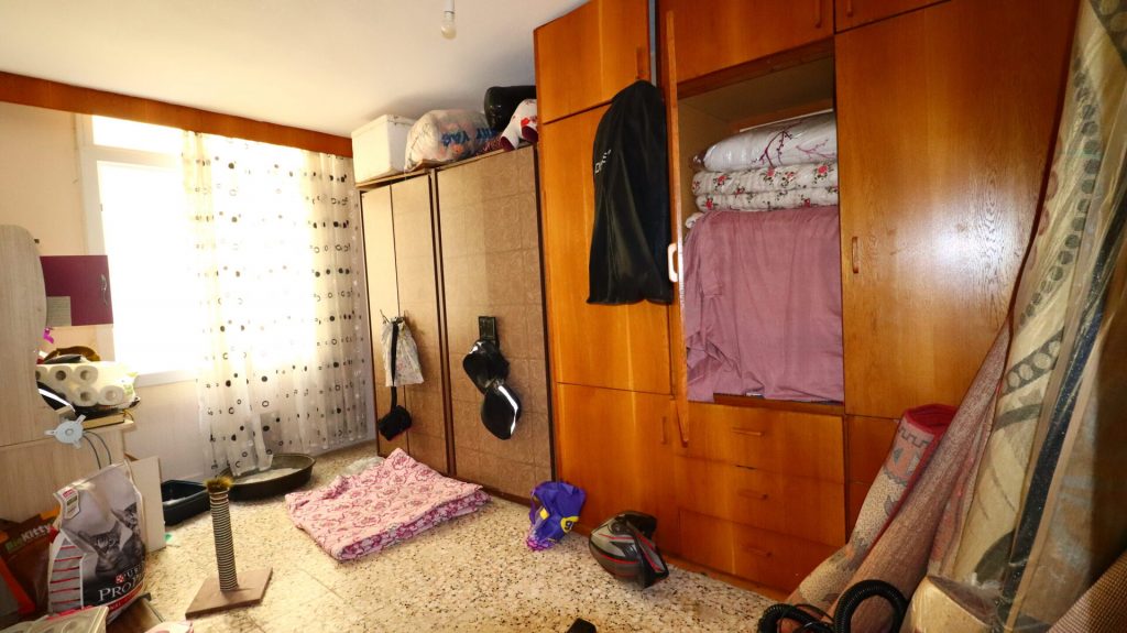 Mersin Erdemli Merkez Mahallesi Satılık Denize Yakın Masrafsız 3+1 Daire