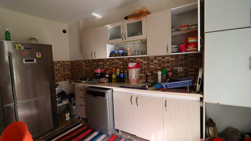 Mersin Erdemli Merkez Mahallesi Satılık Denize Yakın Masrafsız 3+1 Daire