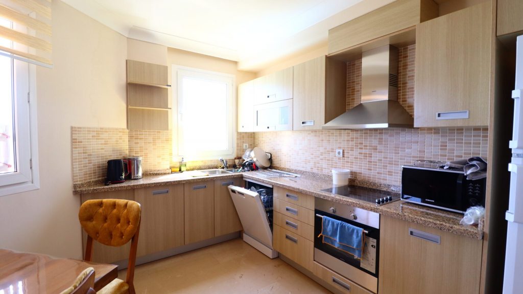Mersin Erdemli Ayaş Larissa Sitesi Eşyalı Satılık Deniz Manzaralı  3+1 Daire