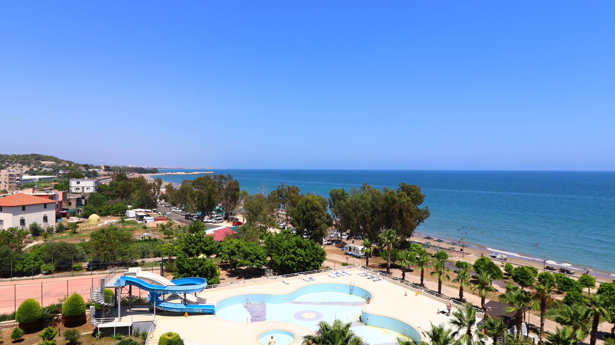 Mersin Erdemli Limonlu Millennium Site   3+1 möblierte Wohnung mit Meerblick zu verkaufen