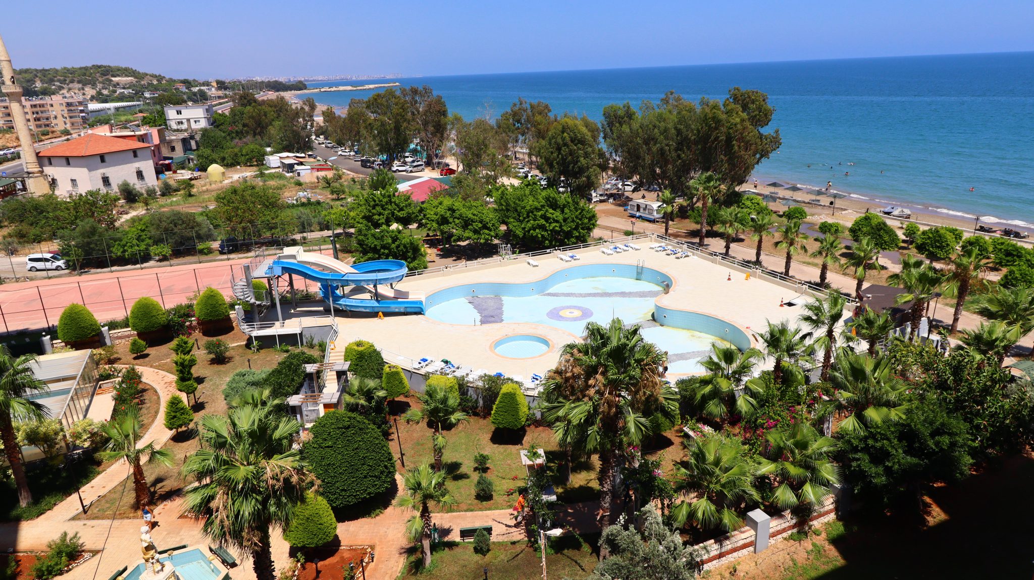 Mersin Erdemli Limonlu Millennium Site   3+1 möblierte Wohnung mit Meerblick zu verkaufen