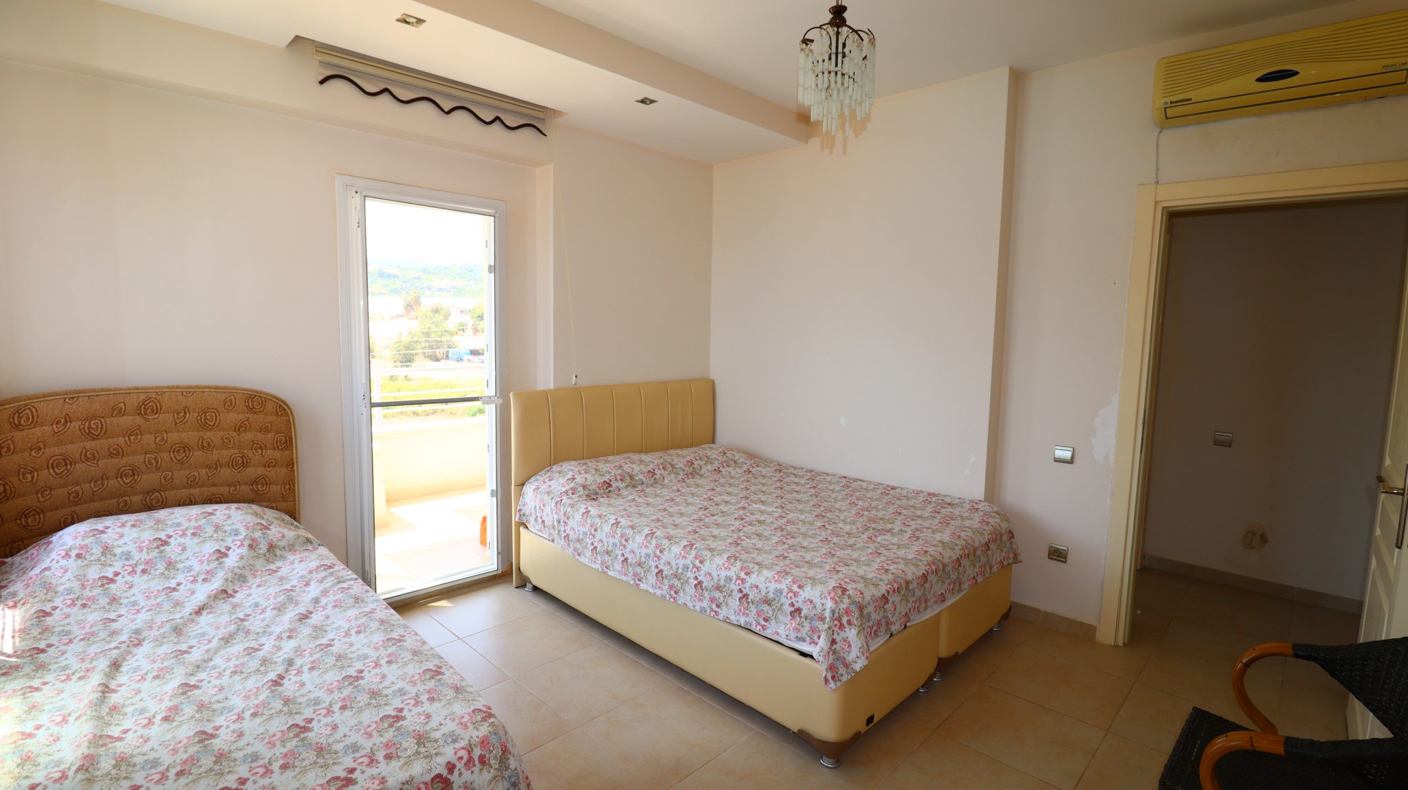 Mersin Erdemli Limonlu Millennium Site   3+1 möblierte Wohnung mit Meerblick zu verkaufen