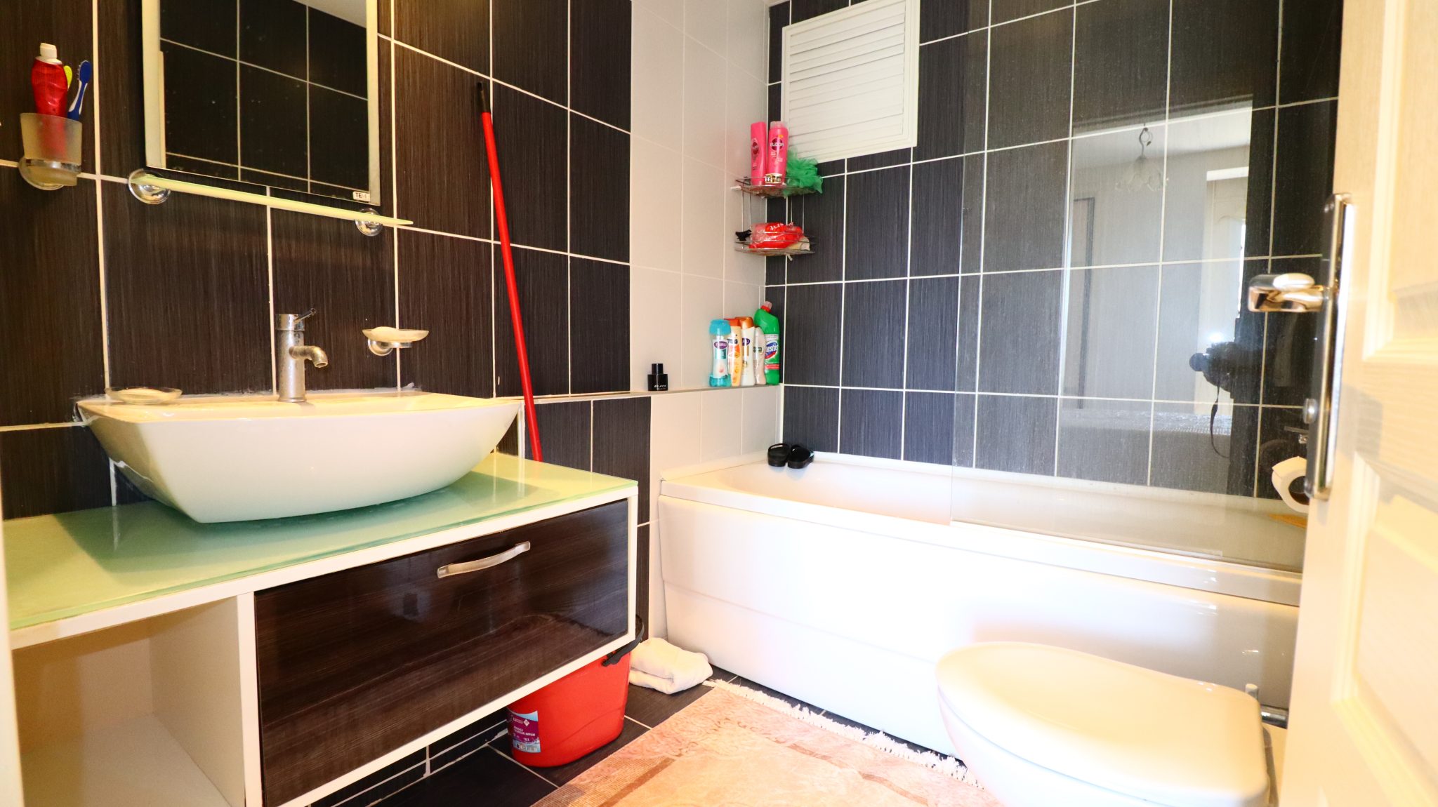 Mersin Erdemli Limonlu Millennium Site   3+1 möblierte Wohnung mit Meerblick zu verkaufen