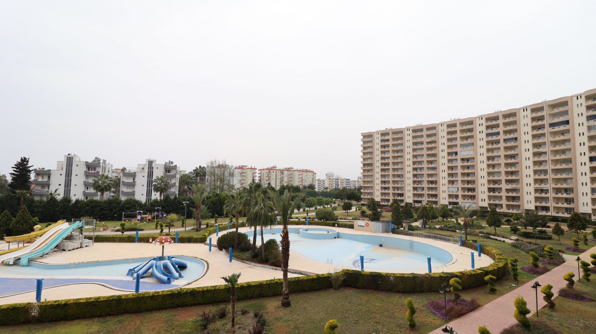 Mersin Erdemli Kargıpınarı Queenaba Sitesi Satılık 3+1  Eşyalı Daire