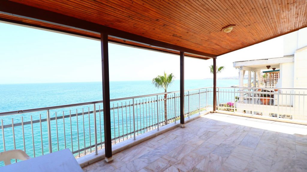Mersin Ayaş Villa Özbelde Sitesi Denize Sıfır Satılık Dubleks Daire