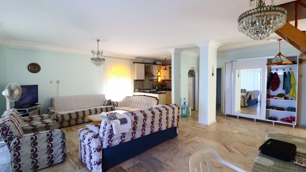 Mersin Ayaş Villa Özbelde Sitesi Denize Sıfır Satılık Dubleks Daire