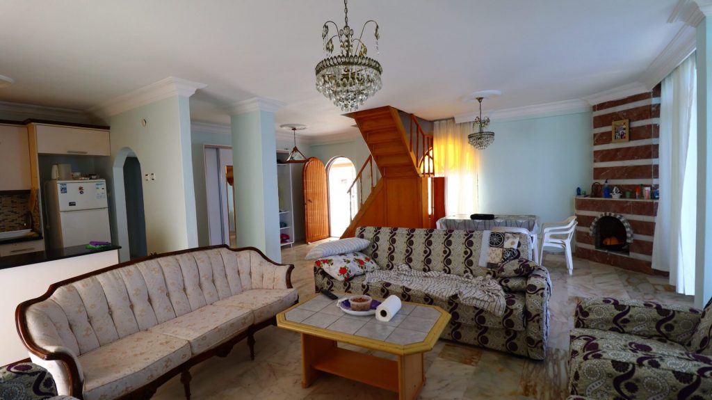 Mersin Ayaş Villa Özbelde Sitesi Denize Sıfır Satılık Dubleks Daire
