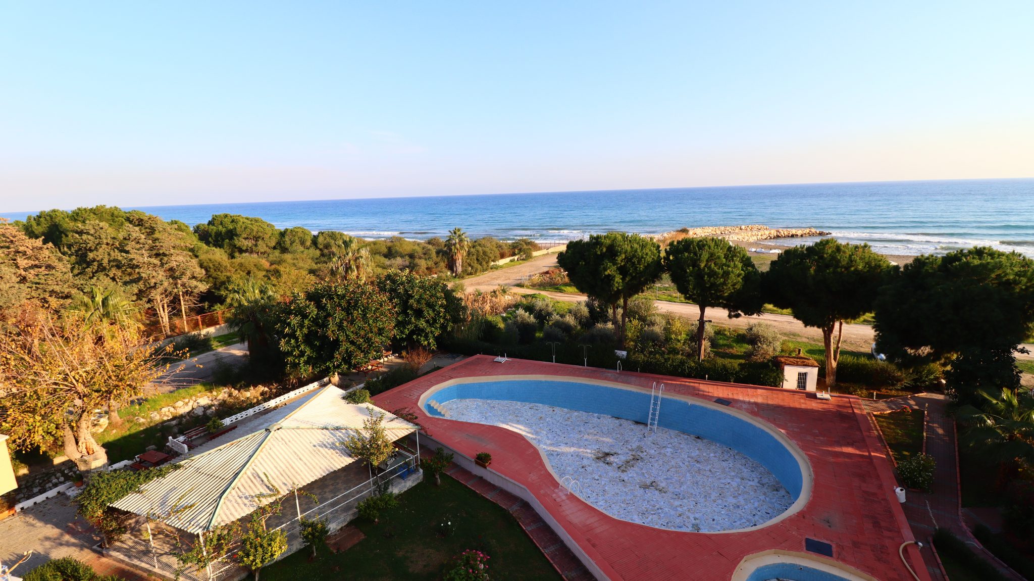 Mersin Erdemli Kocahasanlı  Akarsu Sitesi Satılık 1+1 Daire 