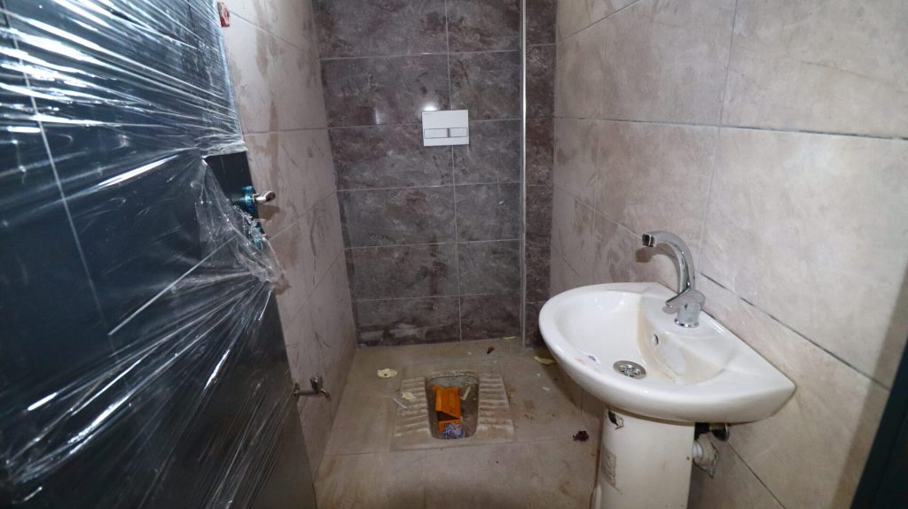 Mersin Erdemli Alata Satılık 2+1 Sıfır 3 Cepheli  Daire
