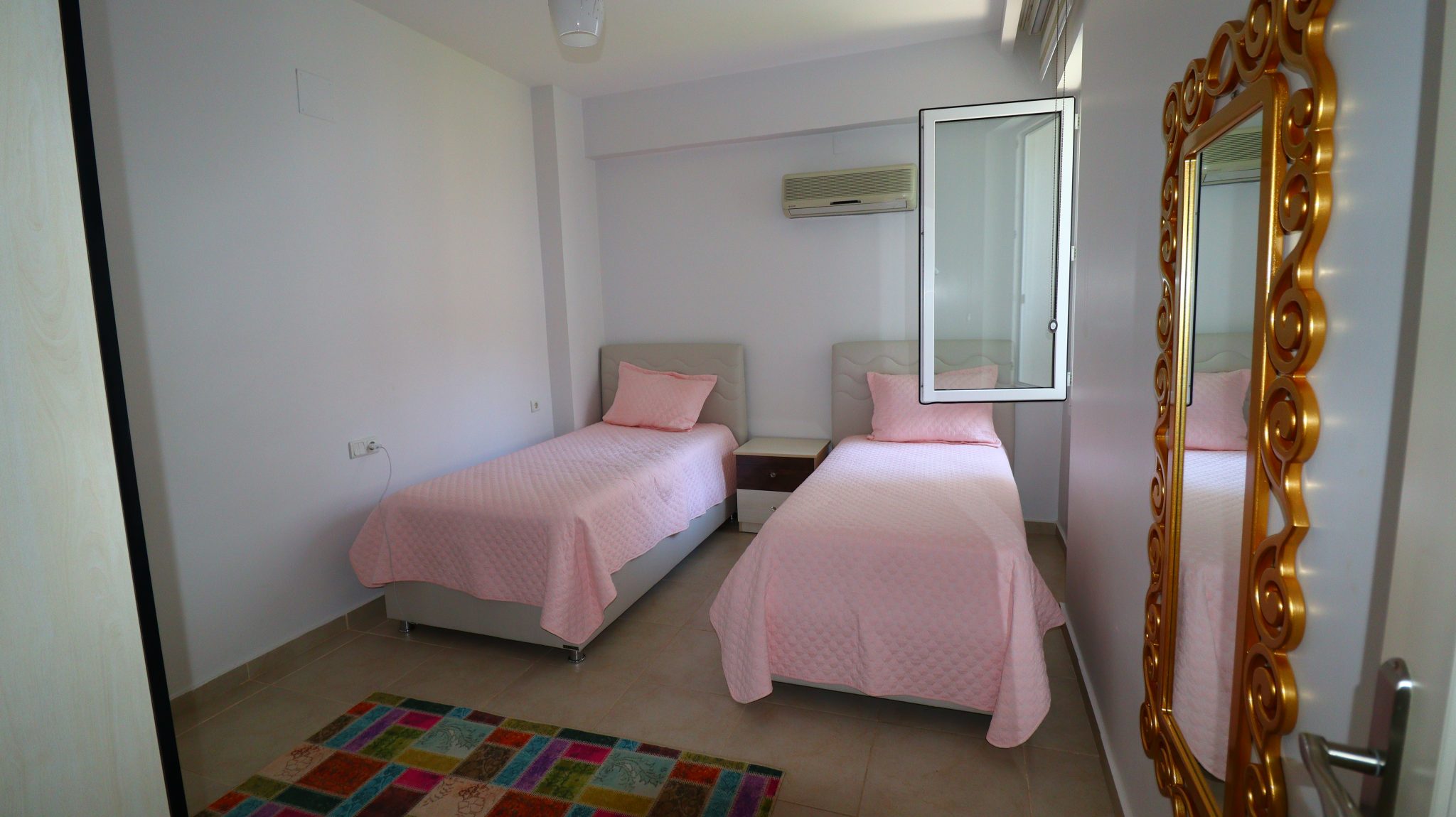 Mersin Erdemli Kargıpınarı Queenaba Sitesi Satılık 3+1 Daire